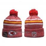 Gorro Beanie Kansas City Chiefs New Era Sideline 2023 Rojo